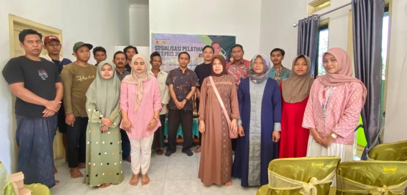 Kolaborasi PJPH UIN KHAS Jember dan KKN-K Tadris IPA Dorong UMKM Sumberkejayan Urus Legalitas dan Sertifikasi Halal